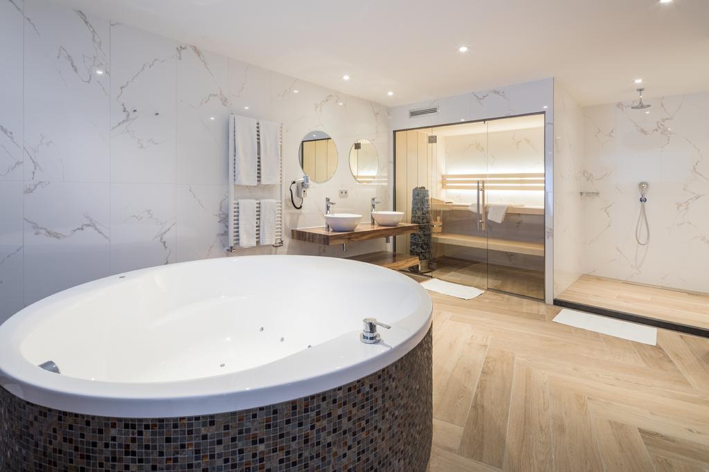 Van Der Valk Hotel Wieringermeer 비어링거워프 외부 사진