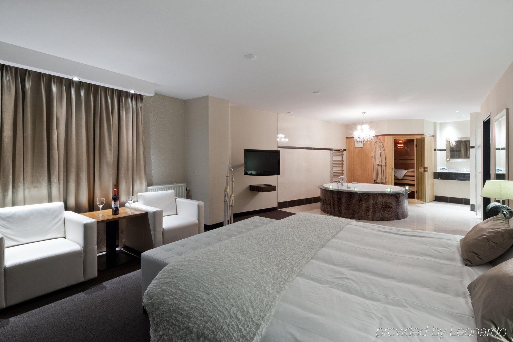 Van Der Valk Hotel Wieringermeer 비어링거워프 외부 사진