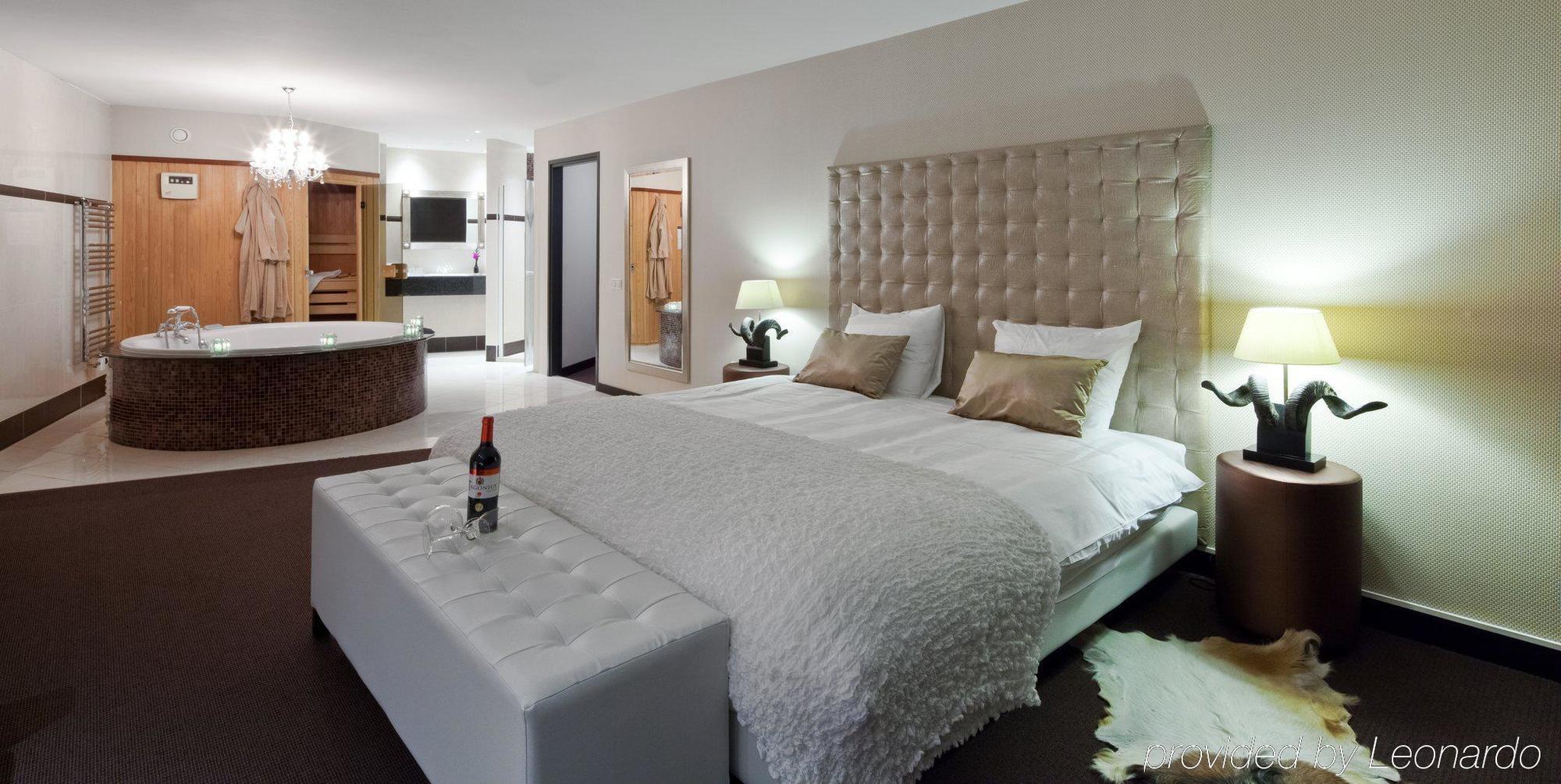 Van Der Valk Hotel Wieringermeer 비어링거워프 외부 사진